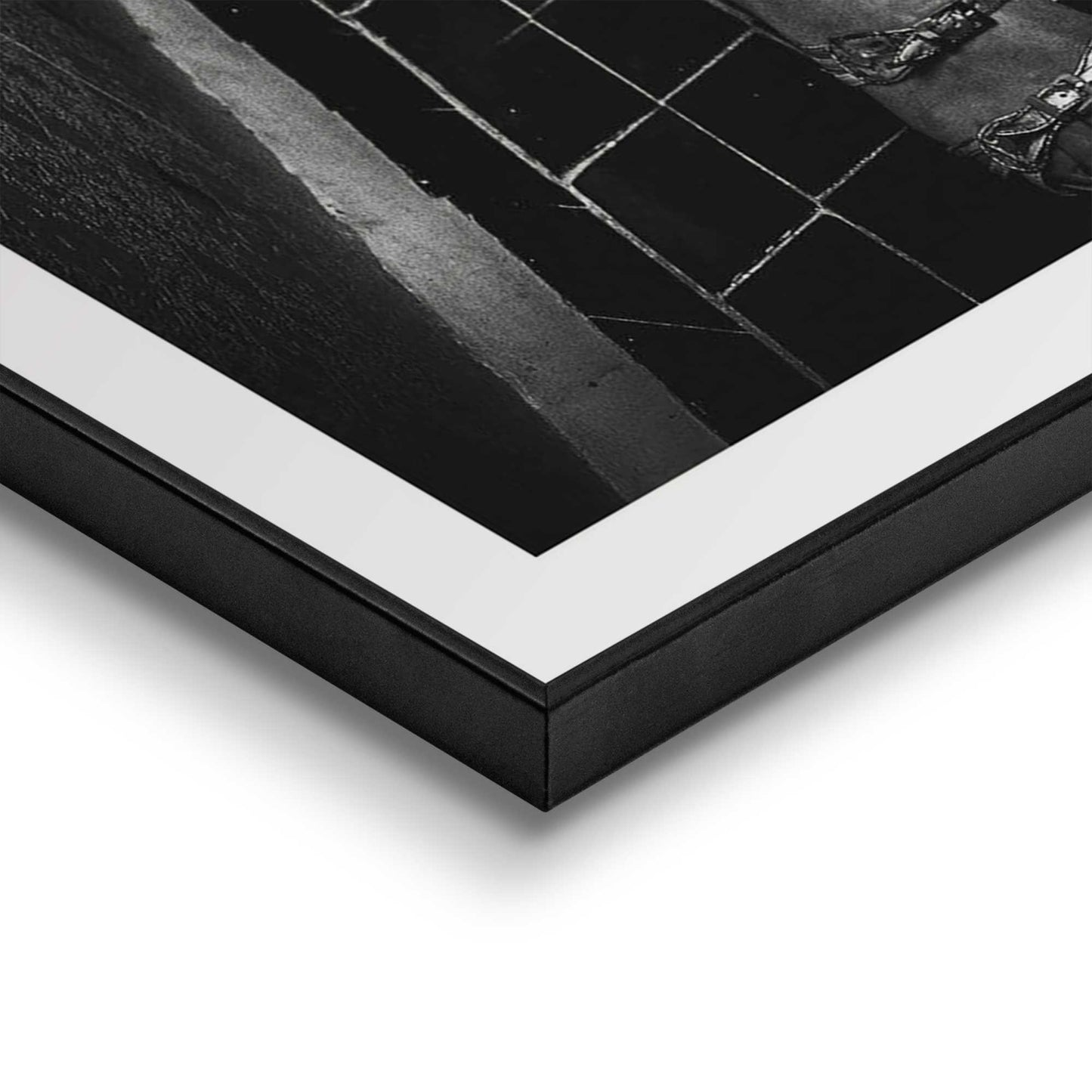 Framed in Black After Party 70x50