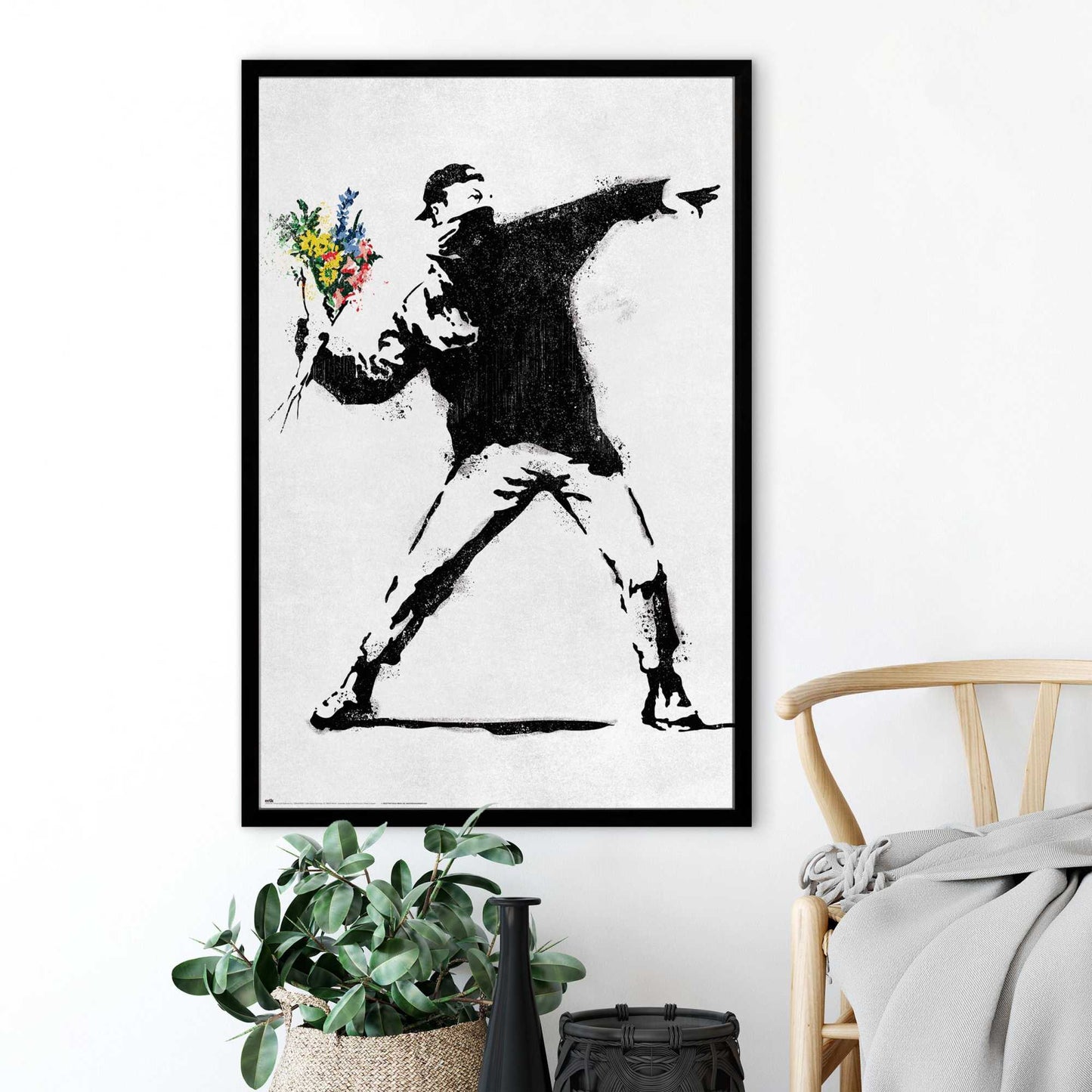 Framed poster Banksy - the flower thrower 94x63