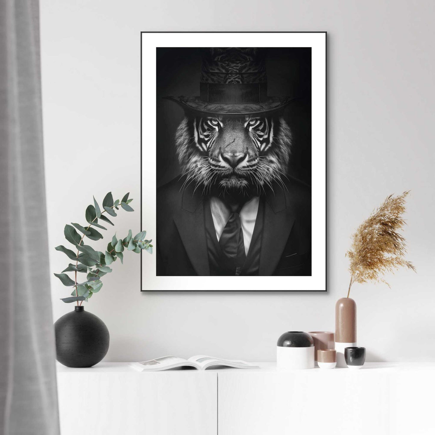 Framed in Black Charming Tiger 70x50