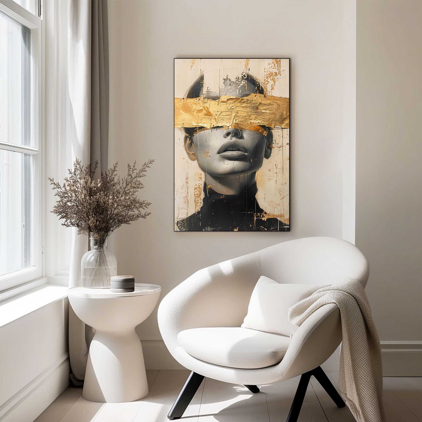 Framed Picture Woman in Gold 90x60