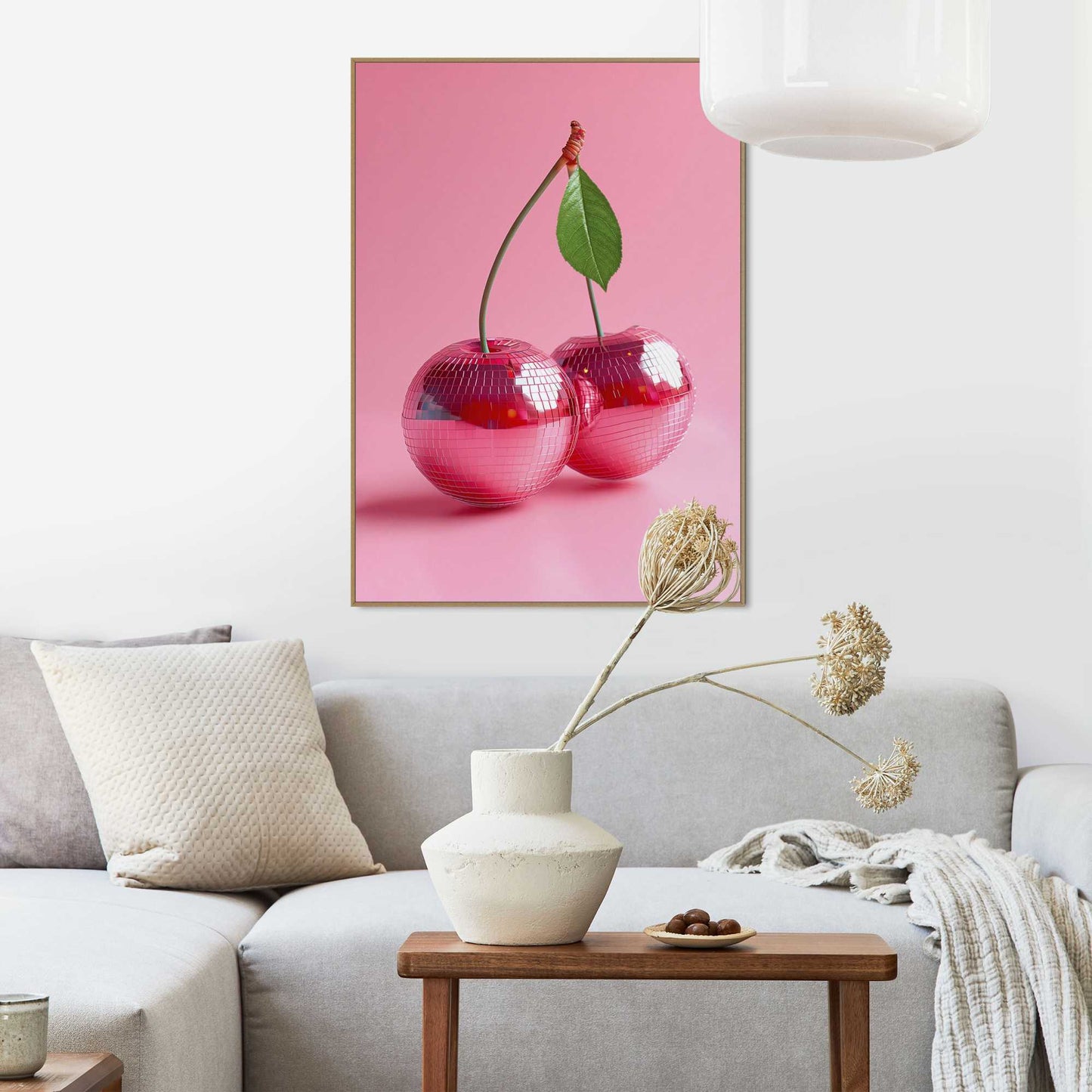 Framed in Wood Glitter Bal Cherries 70x50